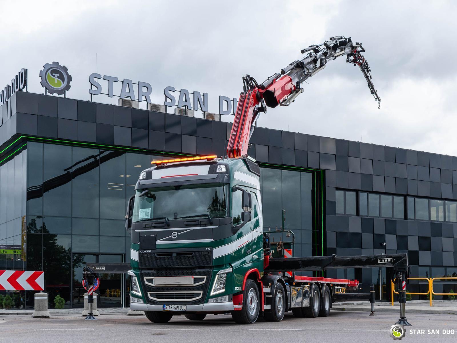 VOLVO FH 510 8x4 FASSI F820 RA2.26 Fly Jib HDS Żuraw Crane