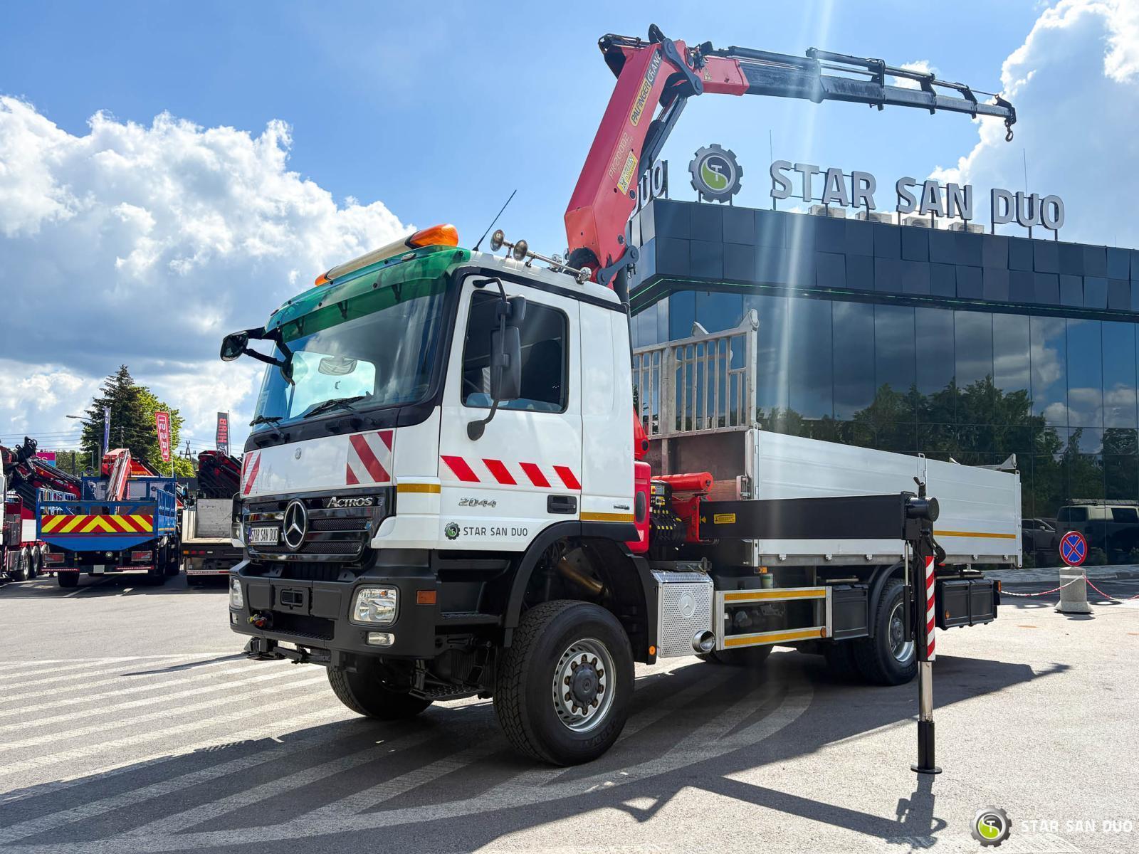 MERCEDES-BENZ ACTROS 2044A 4x4 Palfinger PK 20002 hds Żuraw