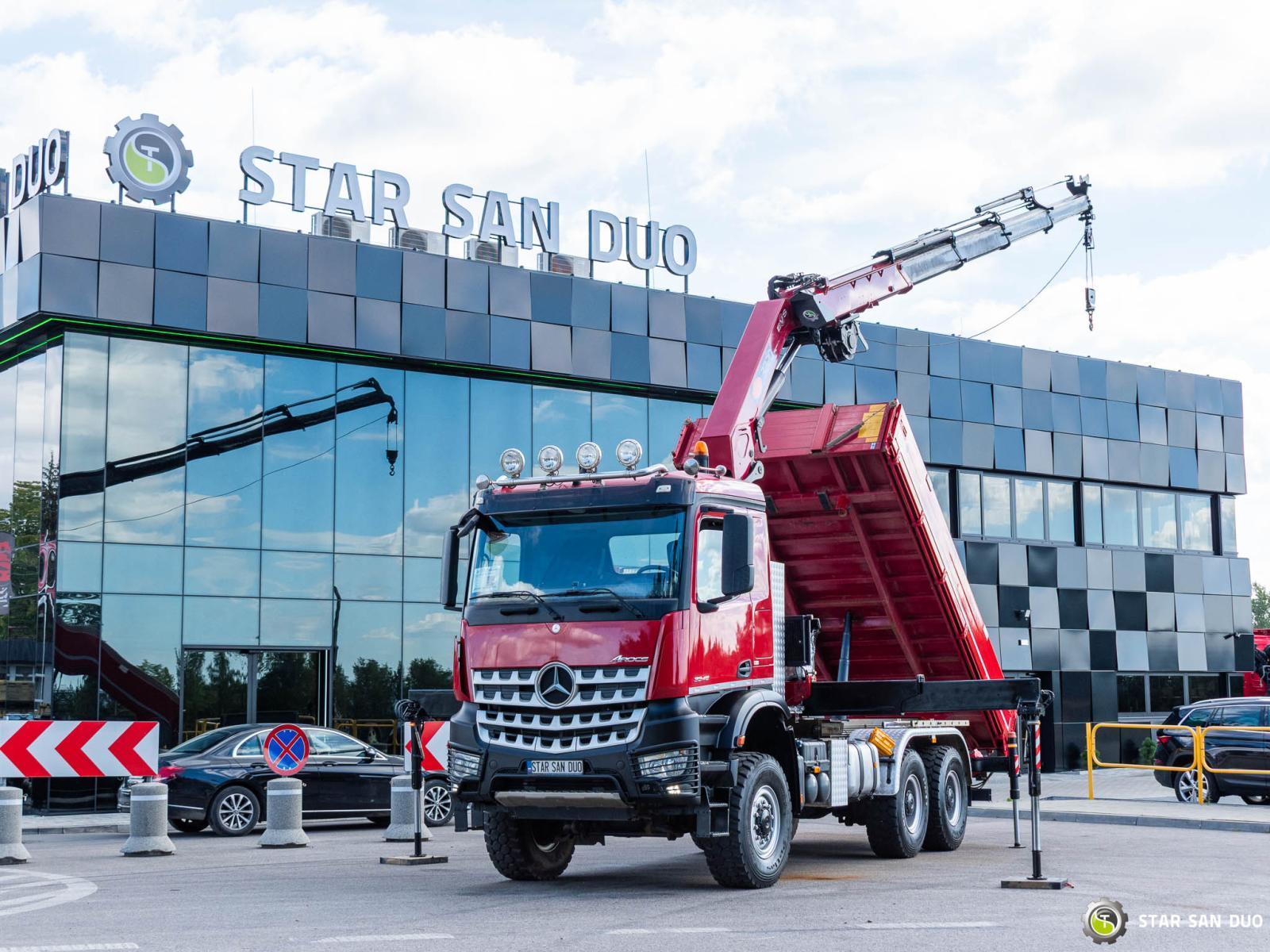 MERCEDES - BENZ AROCS 3345 6x6 HMF 3220 K hds Crane tipper