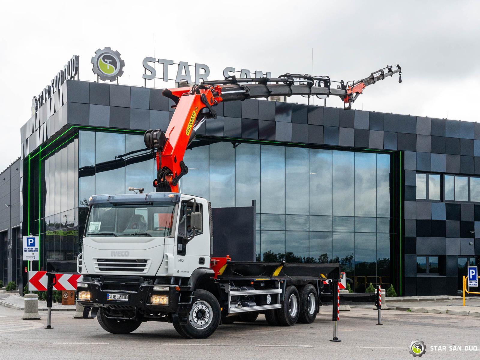IVECO TRAKKER 310 6x4 PALFINGER PK 44002 HDS Żuraw Fly Jib