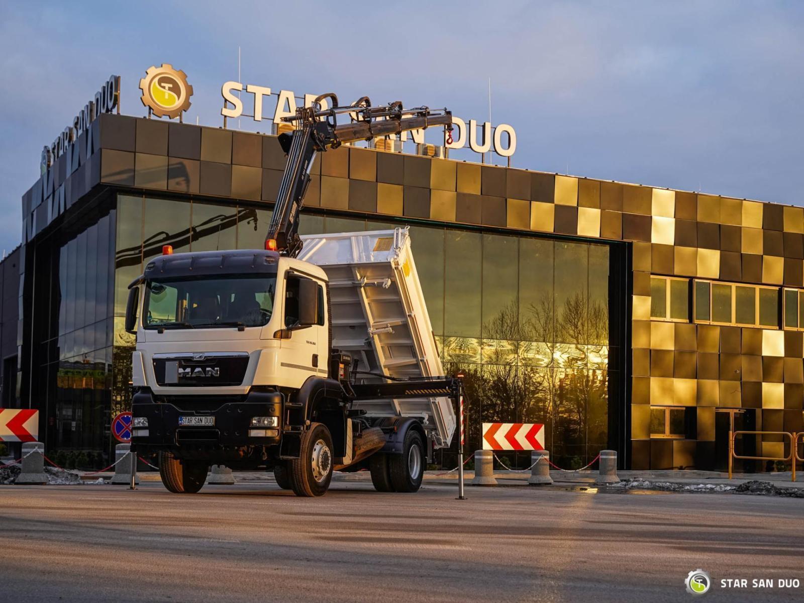 MAN TGS 18.360 4x4 HIAB 144 E-4 Crane Kipper