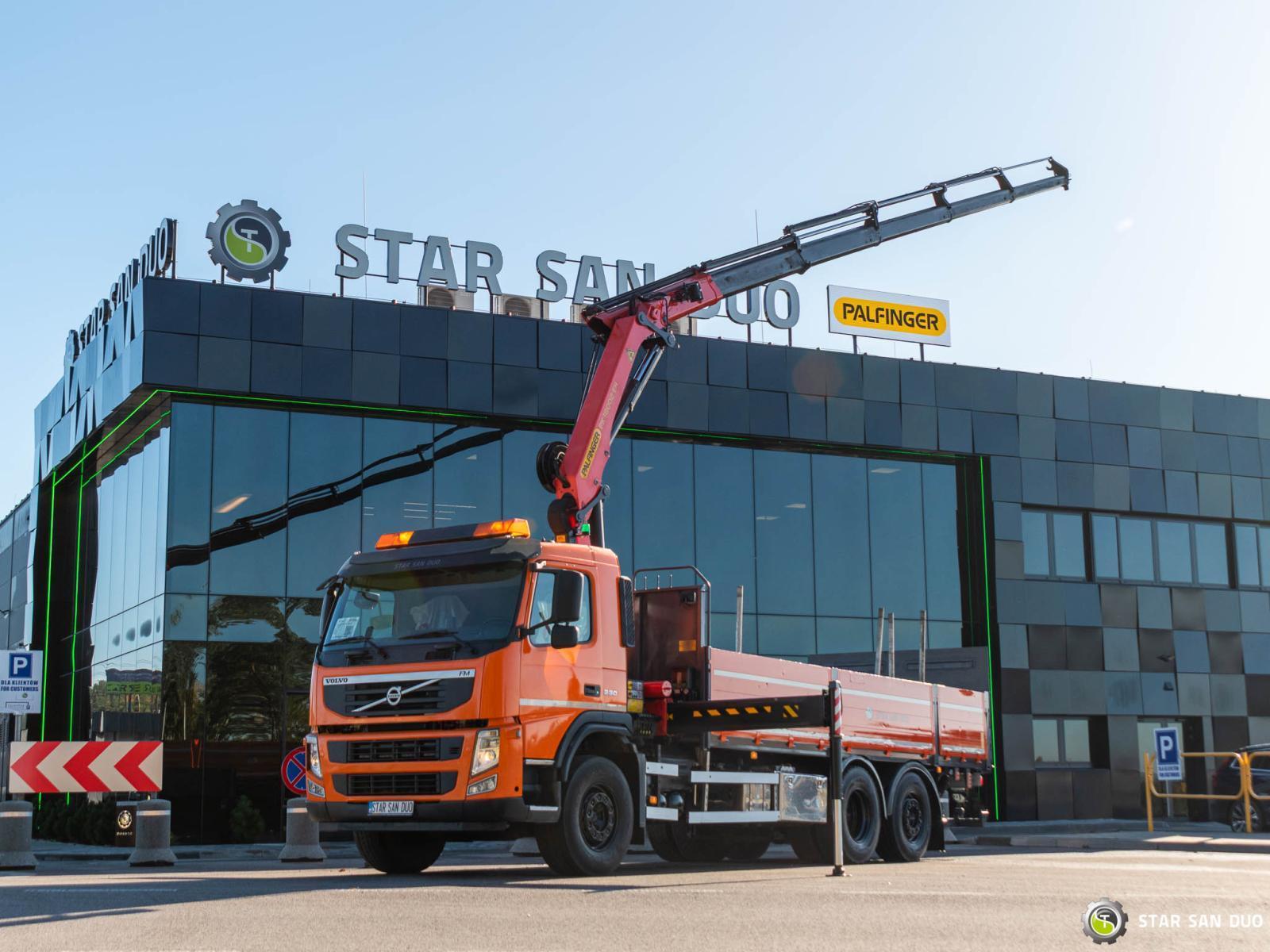 Volvo FM 330 6x2 Palfinger PK 18002 EH Crane Tail lift