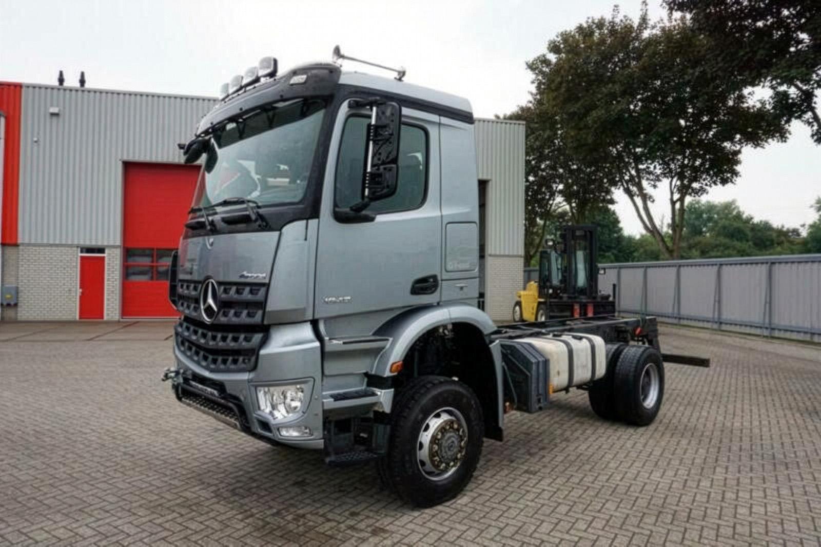 MERCEDES-BENZ Arocs 1843 4x4 podwozie