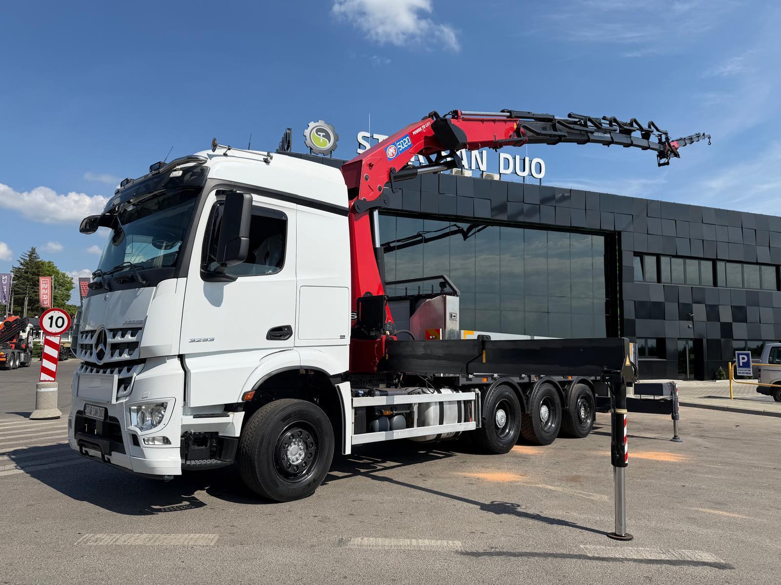 MERCEDES-BENZ AROCS 3253 8x4 HMF 5020 Fly Jib HDS Żuraw Crane Kran